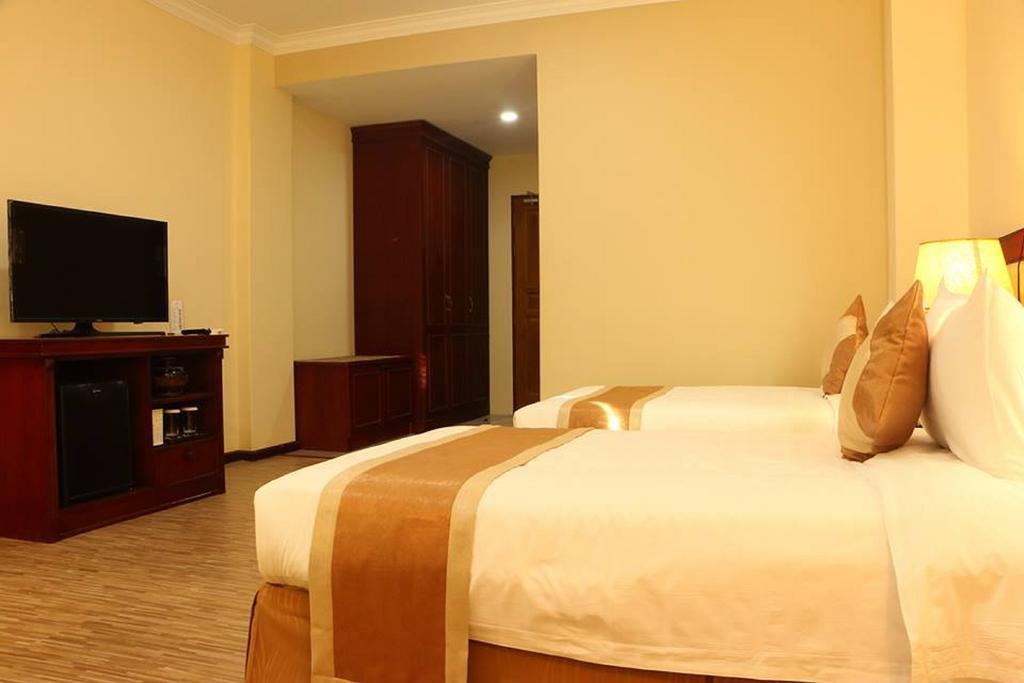 מנדלאי Victoria Palace Hotel מראה חיצוני תמונה