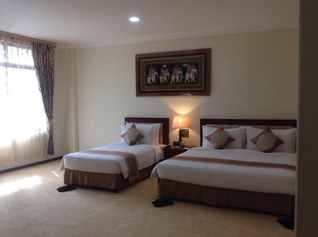 מנדלאי Victoria Palace Hotel מראה חיצוני תמונה