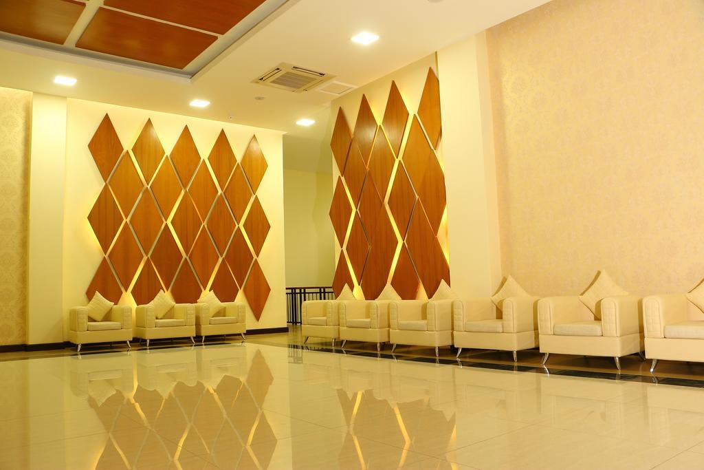 מנדלאי Victoria Palace Hotel מראה חיצוני תמונה