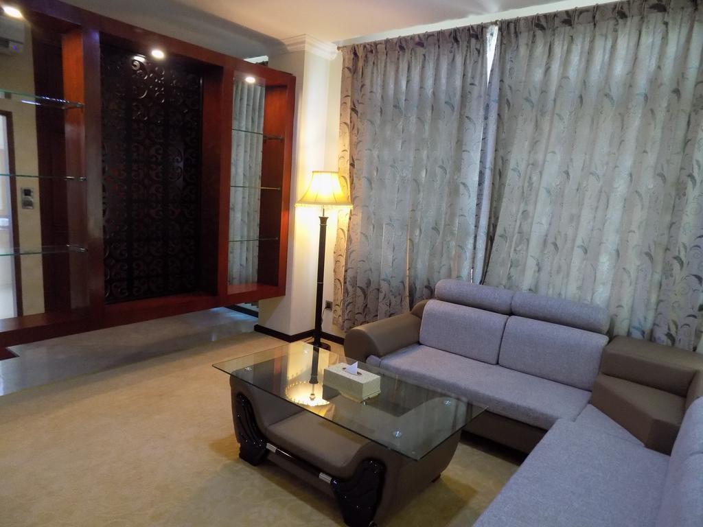 מנדלאי Victoria Palace Hotel מראה חיצוני תמונה